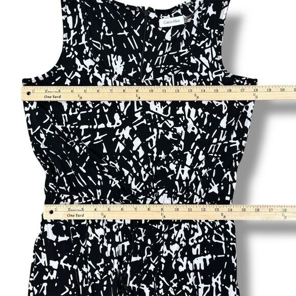 Calvin Klein Abstract Print Elastic Waist Wide Leg Sleeveless Jumpsuit Black 8 - Picture 12 of 13